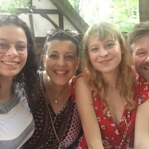 Meet your Posher, Mary - Picture 1 of 1